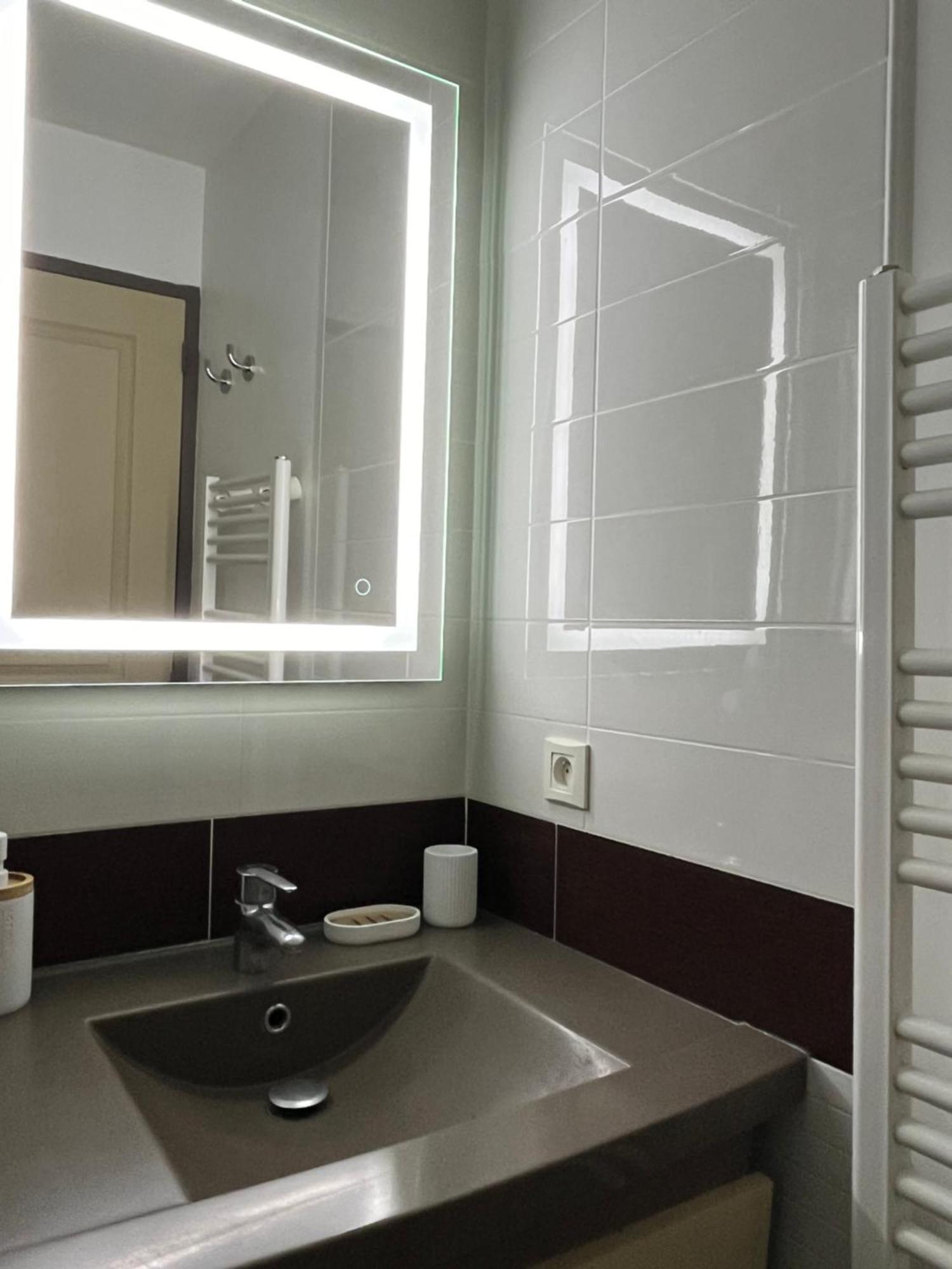 Superbe Appartement Une Chambre Vue Mer Piscine Tennis Cannes Exterior foto