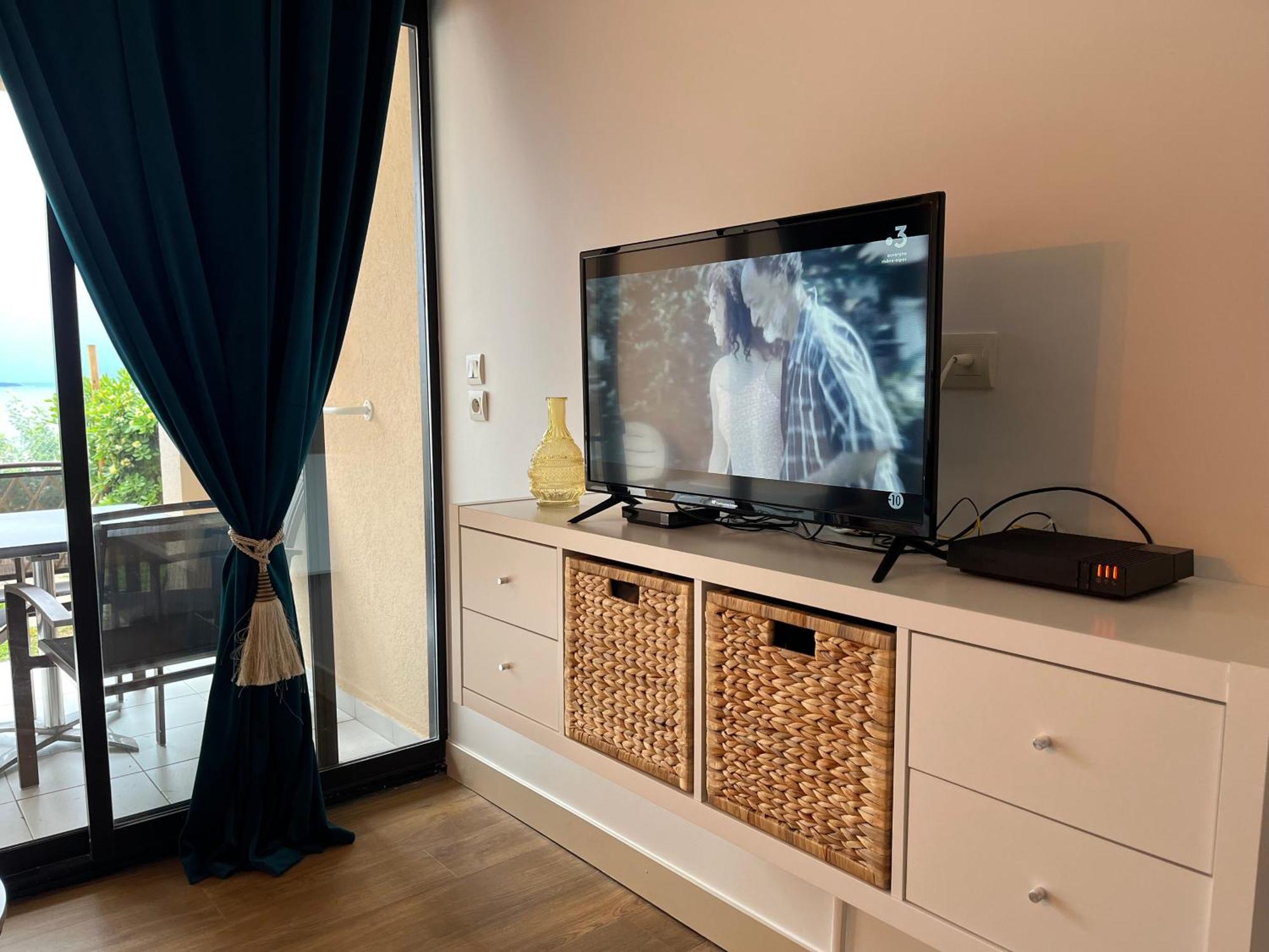 Superbe Appartement Une Chambre Vue Mer Piscine Tennis Cannes Exterior foto